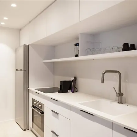 Renovated Large 3Rm Apartment 5 Min From The Beach Tel Aviv Exterior photo