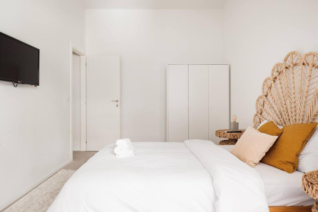 Renovated Large 3rm 5 Min From The Tel-Aviv